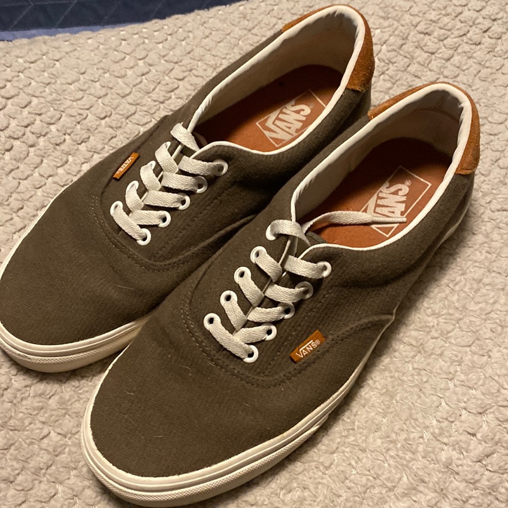 Mens 10.5 Vans